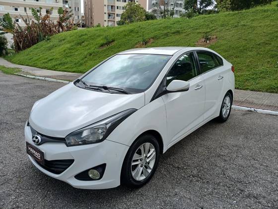 HYUNDAI HB20S 1.6 PREMIUM 16V FLEX 4P AUTOMÁTICO HYUNDAI HB20S 1.6 PREMIUM 16V FLEX 4P AUTOMÁTICO